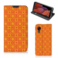 Samsung Galaxy Xcover 5 Hoesje met Magneet Batik Oranje - thumbnail