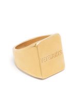 VETEMENTS bague carrée à logo gravé - Or