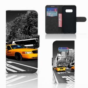 Samsung Galaxy S10e Flip Cover New York Taxi