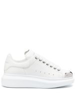 Alexander McQueen baskets Oversized à lacets - Blanc