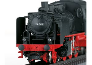 Märklin Class 24 Steam Locomotive with a Tender schaalmodel onderdeel en -accessoire Locomotief