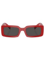 Dolce & Gabbana Eyewear lunettes de soleil rectangulaires à logo imprimé - Rouge - thumbnail