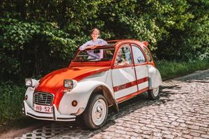 Een dag rijden met een 2pk in de Vlaamse Ardennen