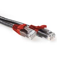 ACT Zwarte 1,50 meter U/UTP CAT6A patchkabel cross met RJ45 connectoren