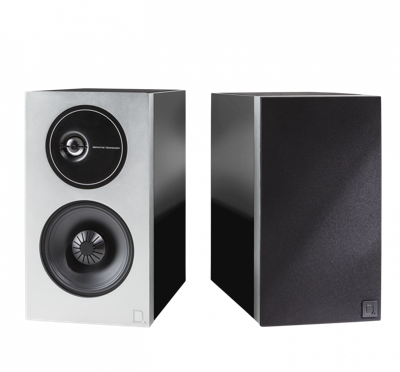 Definitive Technology: Demand Series D9 Boekenplank Speakers - Pianozwart Definitive Technology: Demand Series D9 Boekenplank Speakers - Pianozwart
