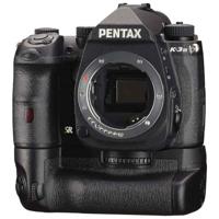 Pentax K-3 III Kit Zwart - APS-C DSLR Body Met D-BG8 Batterij Grip en Reserve D-LI90 Lithium Ion Batterij