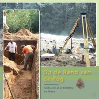 Op de rand van de rug - Evert van Ginkel, Yuri van Koeveringe - Paperback (9789088900471)