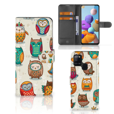 Samsung Galaxy A21s Telefoonhoesje met Pasjes Vrolijke Uilen Samsung Galaxy A21s Telefoonhoesje met Pasjes Vrolijke Uilen