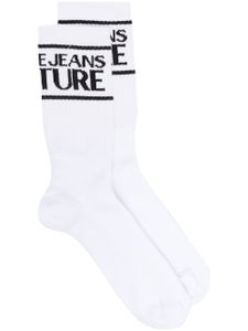 Versace Jeans Couture chaussettes à logo brodé - Blanc