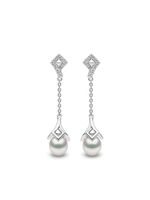 Yoko London boucles d'oreilles pendantes Trend en or blanc 18ct ornées de diamants et de perles - Argent