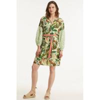 POM Amsterdam jurk Jungle Beats Kisses Ecru met all over print en ceintuur ecru