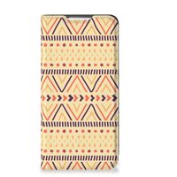 Samsung Galaxy S22 Hoesje met Magneet Aztec Yellow - thumbnail