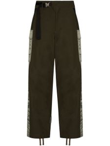 sacai pantalon cargo à taille ceinturée - Vert