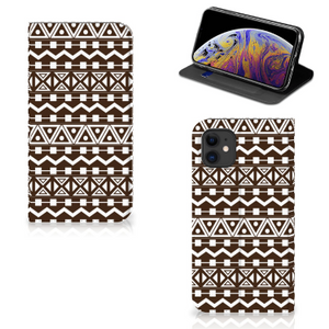 Apple iPhone 11 Hoesje met Magneet Aztec Brown