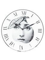 Fornasetti horloge murale à imprimé visage - Blanc