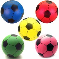 Speelgoed set van 5x stuks foam soft voetballen in 5x verschillende kleuren 20 cm - thumbnail