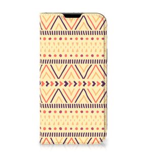 Apple iPhone 14 Plus Hoesje met Magneet Aztec Yellow