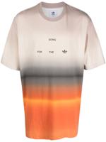 adidas x Song for the Mute T-shirt met kleurverloop - Grijs