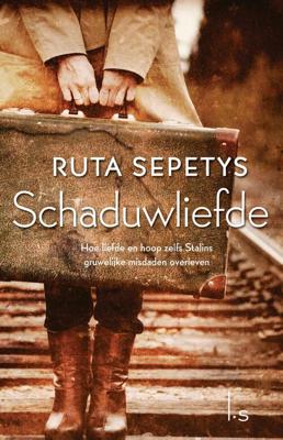Schaduwliefde - Ruta Sepetys - Paperback (9789021025155) Schaduwliefde - Ruta Sepetys - Paperback (9789021025155)