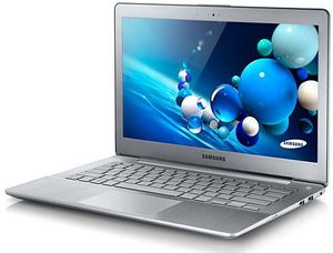 Samsung 7 NP730U3E-S03IT notebook 33,8 cm (13.3") Full HD De derde generatie Intel® Core™ i7 6 GB DDR3-SDRAM 256 GB SSD Windows 8 Zilver