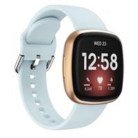 By Qubix - Compatible met Fitbit Versa 3 & 4 / Sense 1 & 2 - Siliconen bandje - Lichtblauw - Compatible fitbit bandje