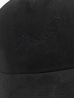 PEGADOR / trucker cap Cursive Suede in zwart