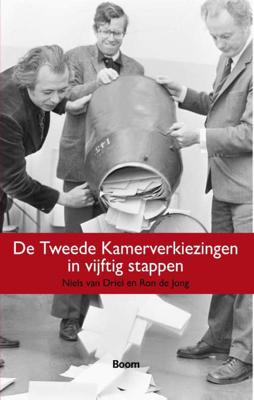 De Tweede Kamerverkiezingen in vijftig stappen - Niels van Driel, Ron de Jong - Paperback (9789089532596) De Tweede Kamerverkiezingen in vijftig stappen - Niels van Driel, Ron de Jong - Paperback (9789089532596)