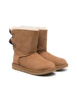 UGG Kids bottines à design texturé - Marron