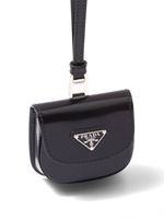 Prada étui d'AirPods Cleo en cuir - Noir