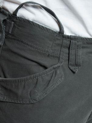 Brandit / shorts Industry Vintage 3/4 in grijs Brandit / shorts Industry Vintage 3/4 in grijs