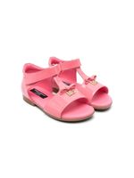 Dolce & Gabbana Kids sandales en cuir verni à logo DG - Rose - thumbnail