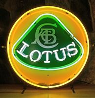 Lotus Logo Neon Verlichting Met Achterplaat 65 x 65 cm - thumbnail