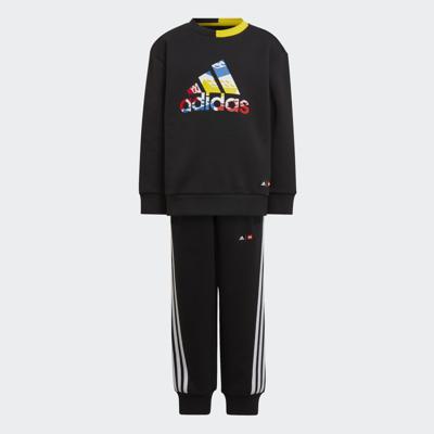 adidas x Classic LEGO® Sweatshirt en Broek Set adidas x Classic LEGO® Sweatshirt en Broek Set