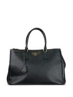 Prada Pre-Owned Saffiano Enamel Triangle Logo handbag - Noir